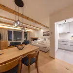 New Premium With Efireplace, Pool & Sauna Apartment