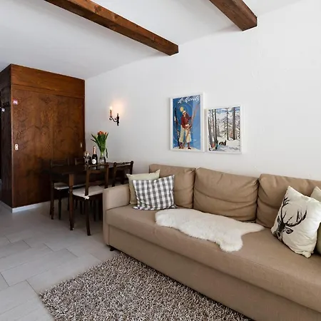 New Premium With Fireplace, Pool & Sauna * St. Moritz