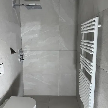 Lejlighed New Premium With Fireplace, Pool & Sauna