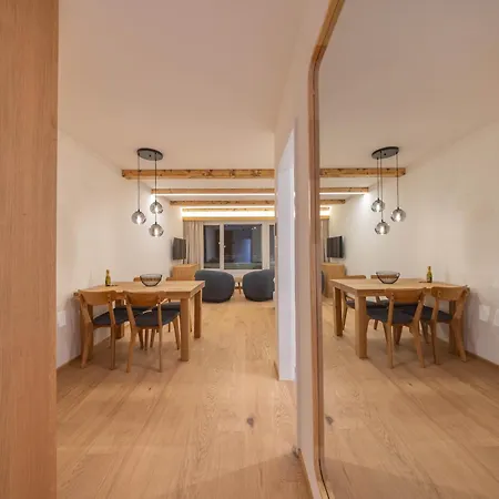 Apartment New Premium With Efireplace, Pool & Sauna St. Moritz