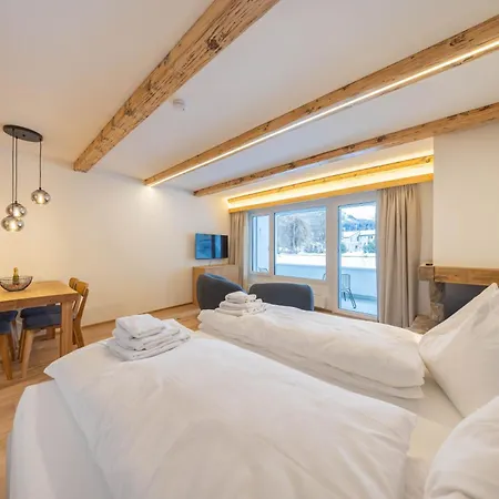 New Premium With Fireplace, Pool & Sauna דירה *