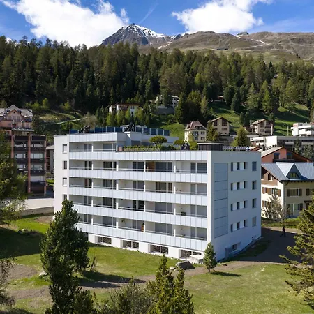 New Premium With Efireplace, Pool & Sauna Sankt Moritz