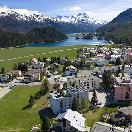 New Premium With Efireplace, Pool & Sauna Sankt Moritz