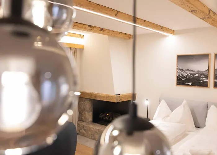 New Premium With Efireplace, Pool & Sauna * Saint-Moritz